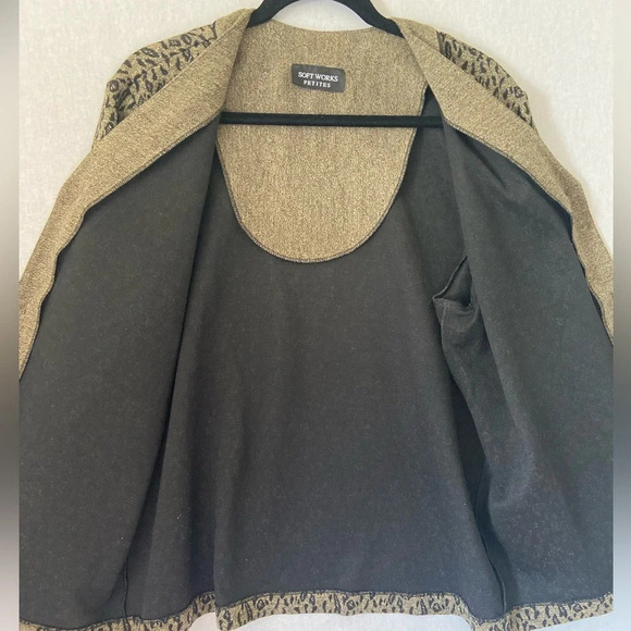 Soft Works Petite cheetah  Cardigan Sz L - Picture 2 of 7